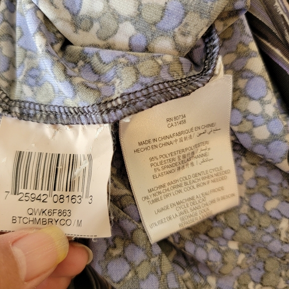 BCBG Maxazria Beach Chambray Blue Purple Polkadot Jersey Casual Dress M Resort - Picture 9 of 11